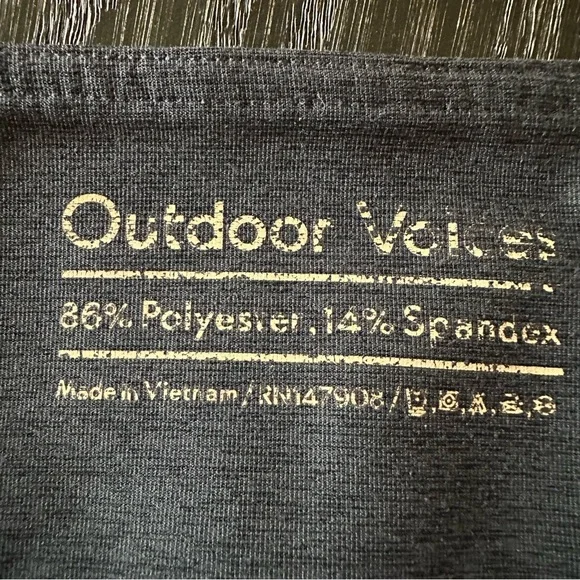 Outdoor Voices Two Tone 7/8 Signature OV Sculpt Legging in Blue/Black, Medium - Picture 8 of 13